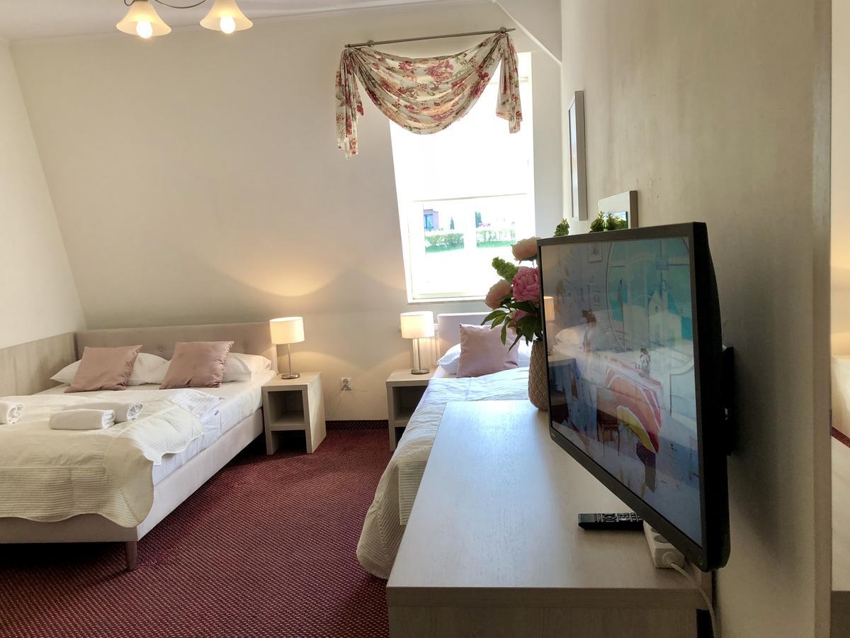 Villa Antica Kudowa-Zdrój Extérieur photo